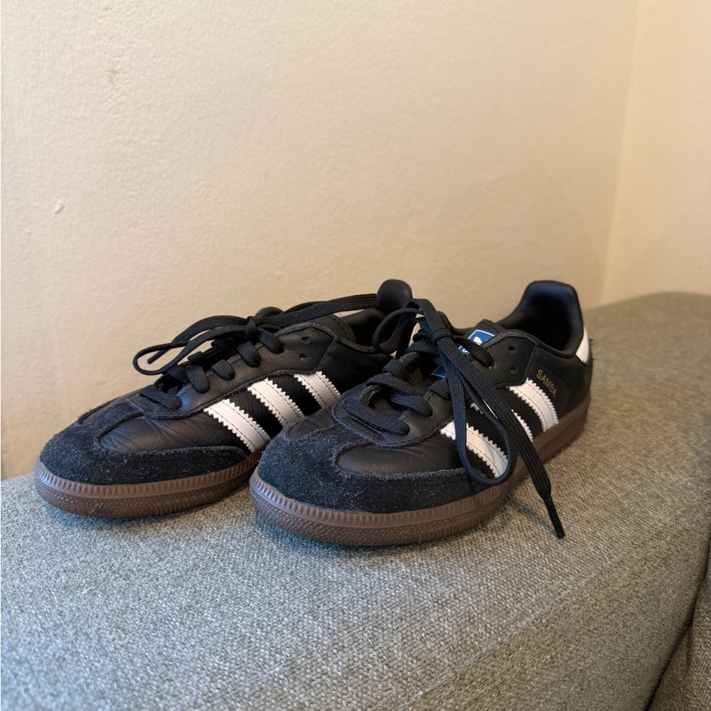 Adidas SAMBA OG SHOES Kids Black and White Sneakers with Brown Sole